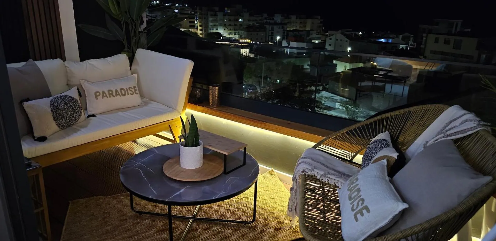 Dolce Waves Luxe Petit Dejeuner Jacuzzi Design Et Vue Mer Praia Apartment