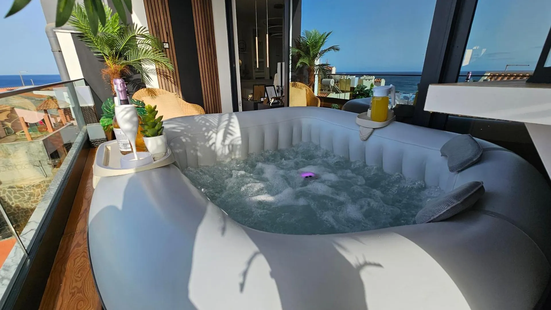 Dolce Waves Luxe Petit Dejeuner Jacuzzi Design Et Vue Mer Praia 0*,